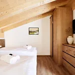 Alpenstolz Haus 2 - Stilvoll Urlauben In Den Bergen Apartment Damüls