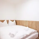 Alpenstolz Haus 2 - Stilvoll Urlauben In Den Bergen 公寓