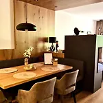 Apartment Alpenstolz Haus 2 - Stilvoll Urlauben In Den Bergen Damüls