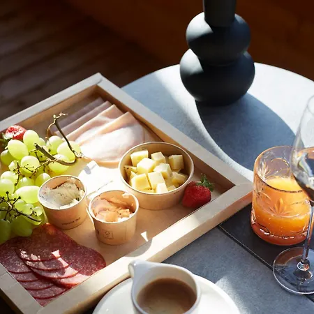 Alpenstolz Haus 2 - Stilvoll Urlauben In Den Bergen Lejlighed