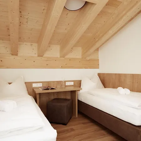 Alpenstolz Haus 2 - Stilvoll Urlauben In Den Bergen Damüls