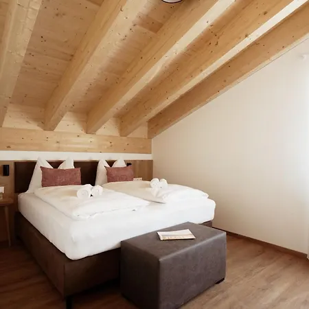 Alpenstolz Haus 2 - Stilvoll Urlauben In Den Bergen Lejlighed