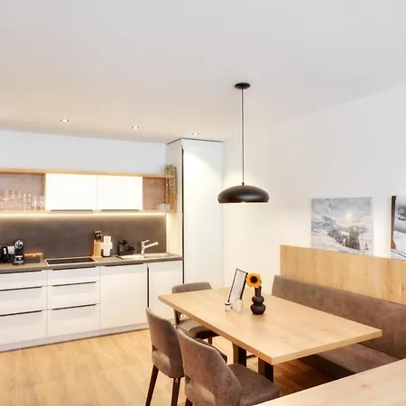 Alpenstolz Haus 2 - Stilvoll Urlauben In Den Bergen *