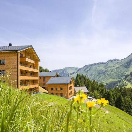 Appartamento Alpenstolz Haus 2 - Stilvoll Urlauben In Den Bergen *