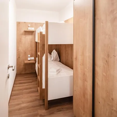 Alpenstolz Haus 2 - Stilvoll Urlauben In Den Bergen Damüls